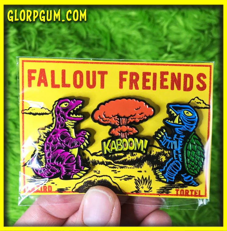 Fallout Freiends 3 pin set