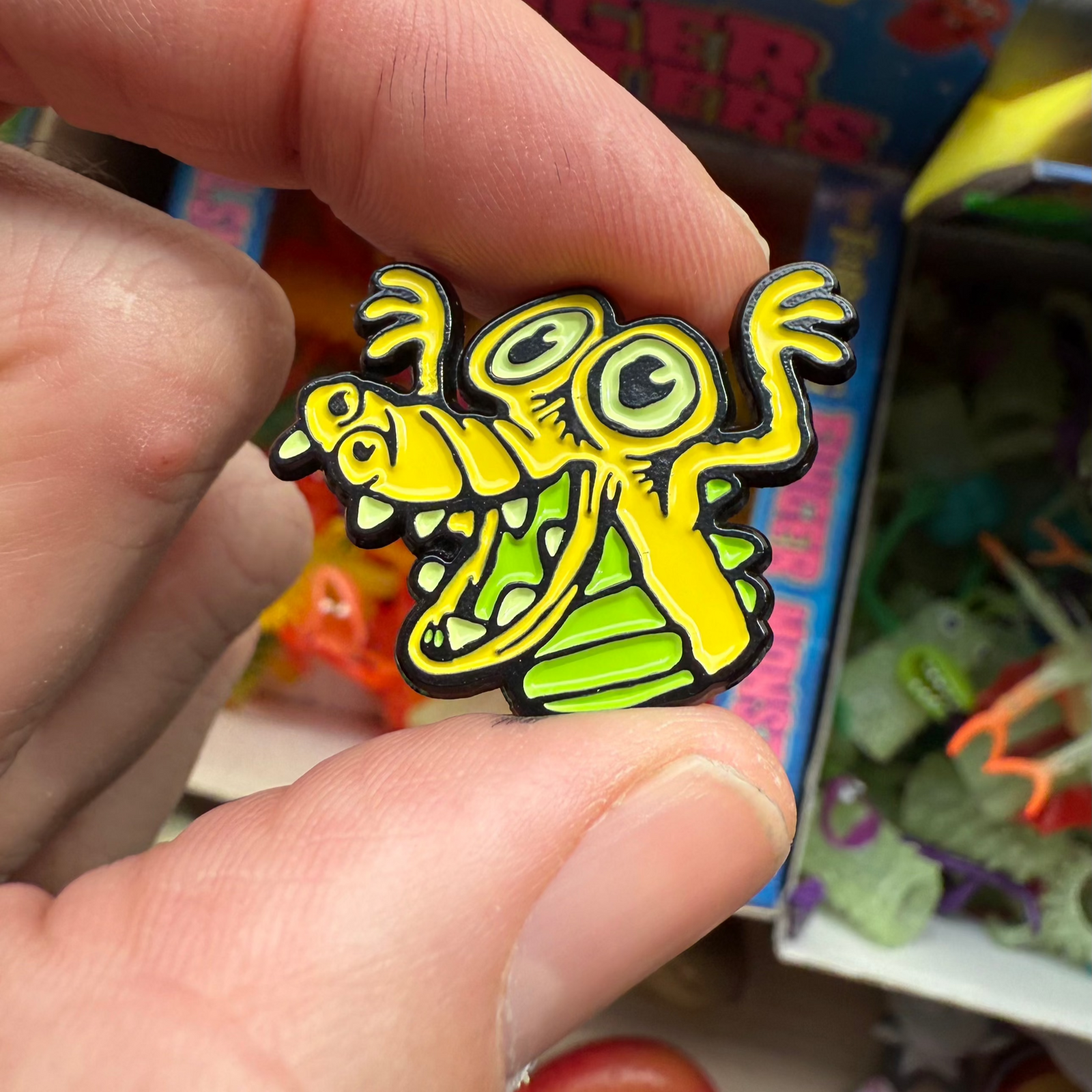 GLORP Finger Friends Pin set!